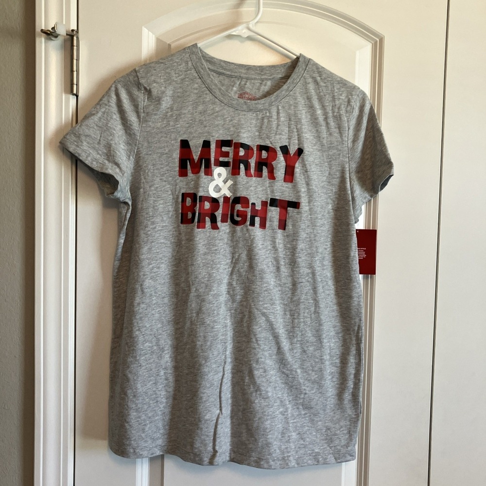 Wondershop T-Shirt Women Small Gray NWT Merry & Bright Holiday Plaid Graphic